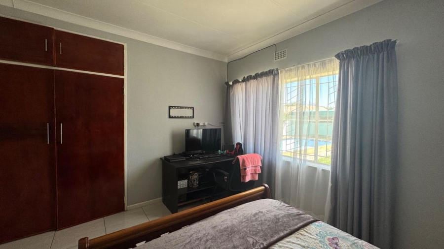 3 Bedroom Property for Sale in Verwoerdpark Northern Cape